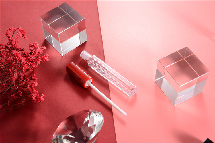 Square lip gloss tube  5.jpg